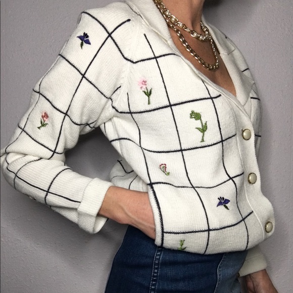 💐VTG 60s acrylic button down sweater - Picture 3 of 11